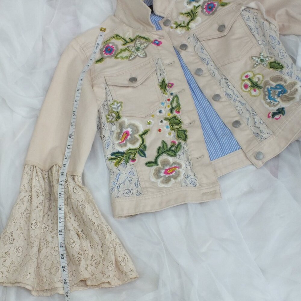 Vintage Boston Proper Small Beaded Floral Embroidered Denim Jacket Lace Cuffs - Picture 14 of 15